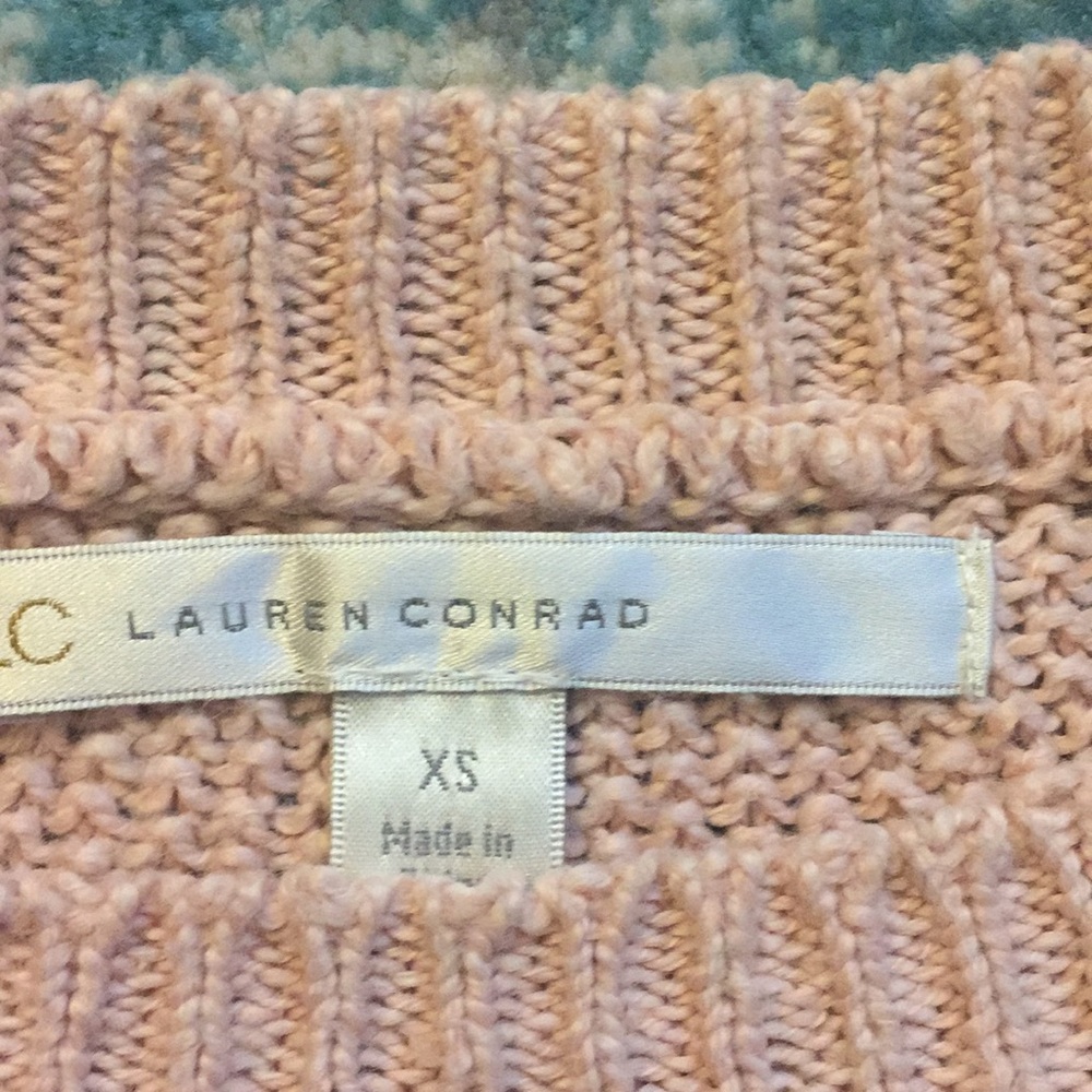 Sweater - Picture 4 of 4